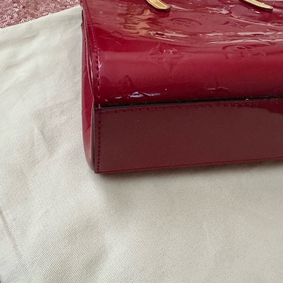 Louis Vuitton Authentic Catalina Tote
BB Red Leather - Picture 4 of 11